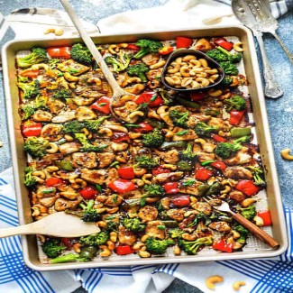 Sheet Pan Cashew Chicken 1 e1491914260409 Custom